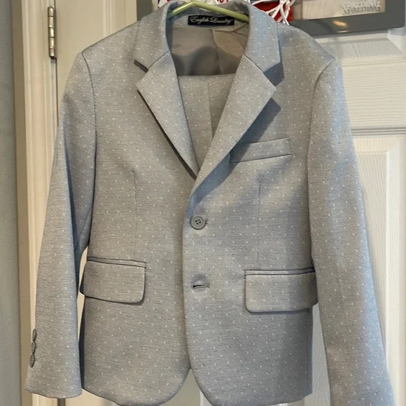 English Laundry boys suit